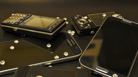 35 telefonů letos přijde o ochranu a přestanou na nich fungovat bankovní aplikace. Rovnou se jich zbavte