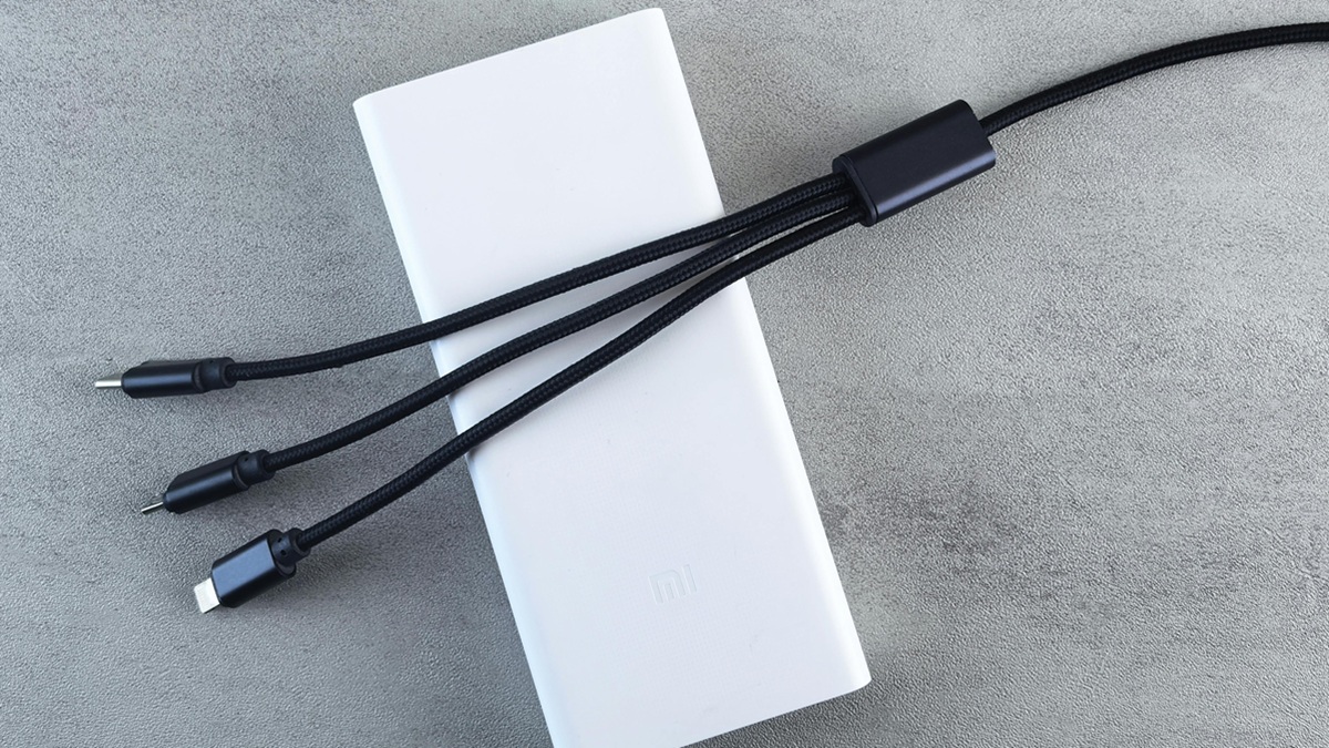 Levný USB kabel z Temu může zničit telefon. Radši zaplaťte více, není stejný jako ten dražší