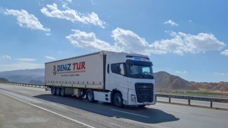 Dieselové motory v kamionech končí, přes Brenner už neprojedou. Nahradí je flotila elektrických
