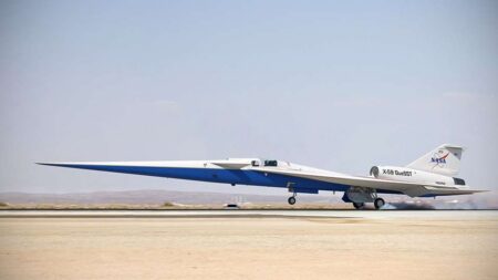 Nadzvukový let bez rachotu: NASA otestovala letoun X-59 s rychlostí 1 487 km/h. Žádný třesk, lidé nic neslyšeli