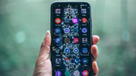 Baterie v telefonu ztrácí kapacitu každým dnem. Když ovládnete její užívání, vydrží vám v závěru déle