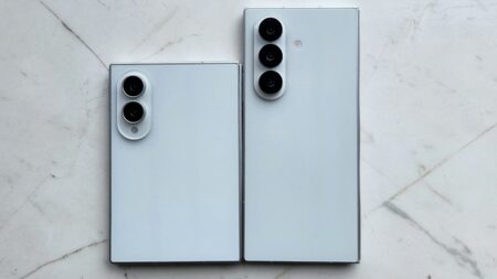 Uniklé fotky odhalily zásadní rozdíl v konstrukci i fotoaparátech nových Samsungů Galaxy Z Fold8 Ultra a Fold8