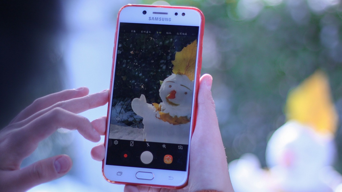 3 oblíbené Samsungy už nedostanou ani jednu aktualizaci. Kdo je má, vážně tím riskuje každý den