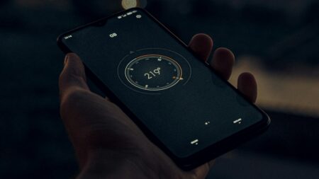 Telefon vám řekne, jestli je baterie na výměnu. Informace o reálné kapacitě jsou v nastavení