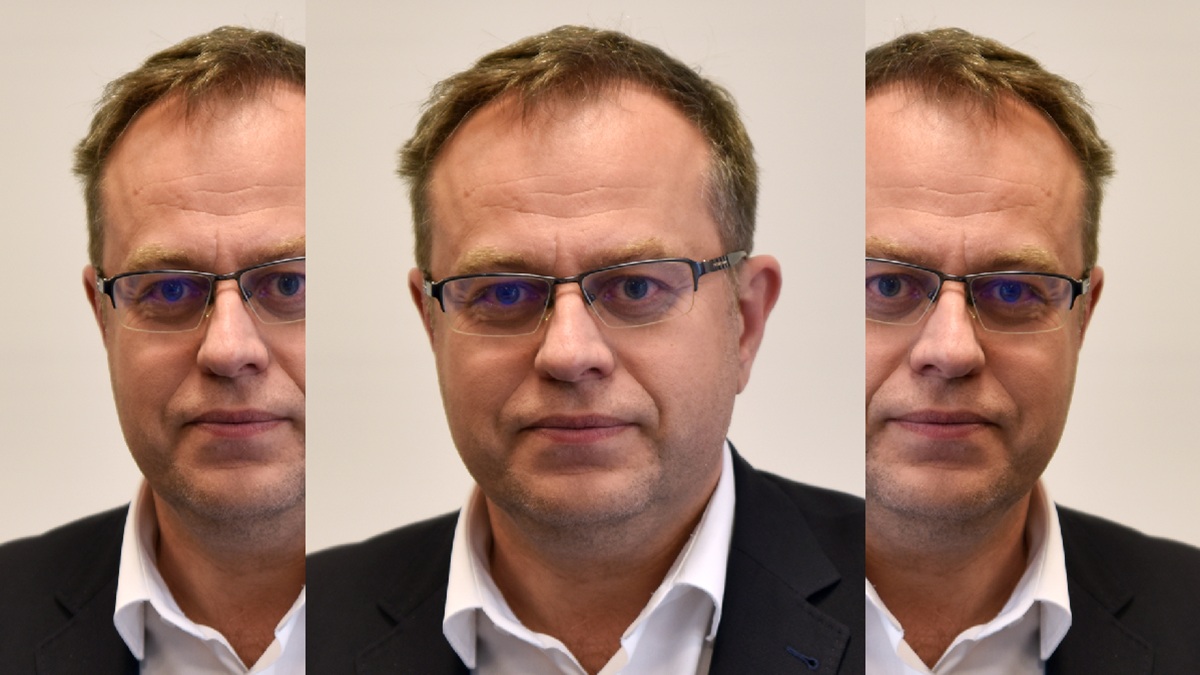Moravec prozradil svůj plat v ČT: 90 tisíc hrubého. Politici včetně Babiše a Okamury roky tvrdili, že bere statisíce