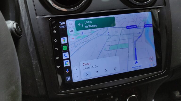 Android Auto, displej, mapa, aplikace