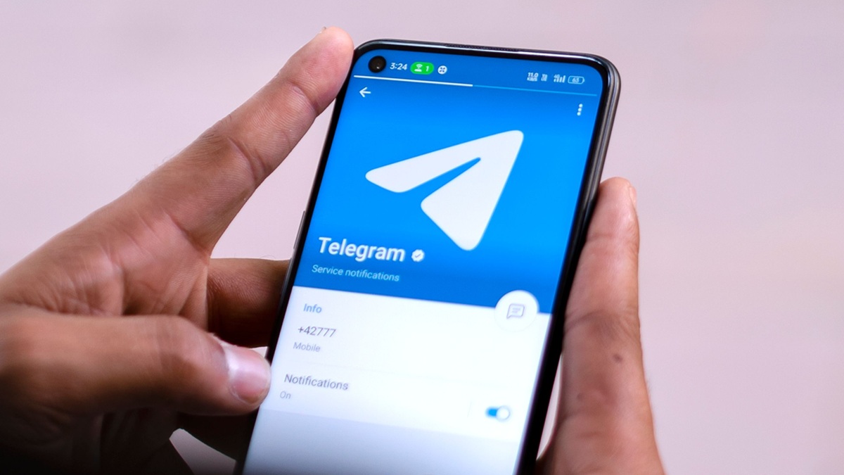 Hackeři ovládají vládní systémy přes Telegram. Provoz vypadá jako normální chat, nikdo si ničeho nevšimne