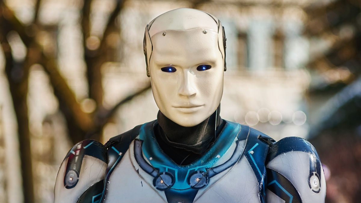Pasažér vzal do letadla humanoida a spustil lavinu zákazů. Tři aerolinky už roboty na palubu z logického důvodu nepustí