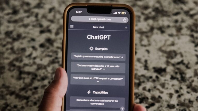 35 let neuměl správně psát, ale díky ChatGPT dostudoval vysokou. V testech inteligence skóroval nad průměrem