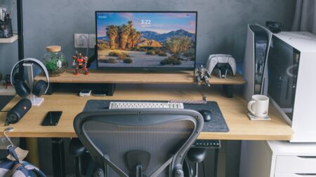Windows 10 žije dále, dostal rok navíc. Konec podpory přijde nově až v říjnu 2027, aktualizace můžete mít zdarma