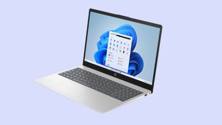 Notebook s 24 GB RAM a 1TB SSD pod 14 tisíc Kč. Alza ho zlevnila o 3 500 Kč, ale jenom vybraným zákazníkům