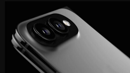 Apple chce prodat 10 milionů skládacích iPhonů. Cena startuje na 60 tisících Kč, a to za nejslabší verzi