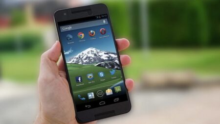 Váš Android funguje skvěle, ale Google chce, aby si miliarda lidí koupili nový. A nic s tím nezmůžete