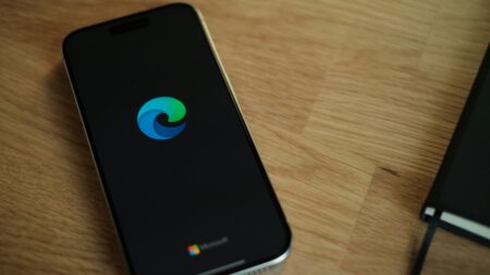 „Edge používám jako hlavní prohlížeč a neměnil bych.“ Smutné je, že Microsoft už ani neví, proč je lepší než Chrome
