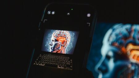 EU nalije do umělé inteligence přes 5 bilionů Kč. Polsko už ví, jak z toho vytěžit maximum, staví obří superpočítač