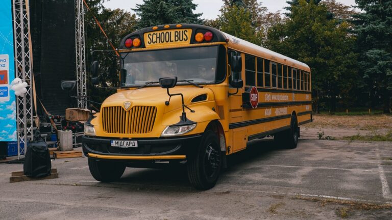 Žlutý školní autobus