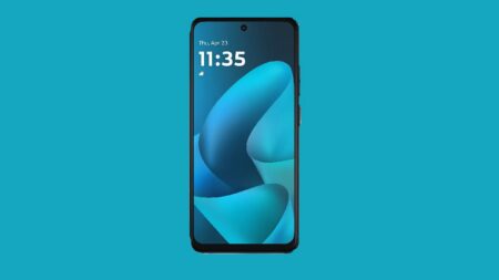 Motorola s baterií velikou 7000 mAh a 5G klesla pod 6 000 Kč. Za podobné peníze dnes lepší telefon nekoupíte