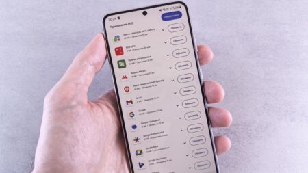 Android 16 ukrývá dvě nová nastavení, která zrychlí internet a prodlouží výdrž baterie. Většina lidí o nich neví
