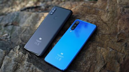 Xiaomi při opravě dává do starých telefonů větší baterii, než měly nové. Výměna stojí 650 Kč, ale má to háček