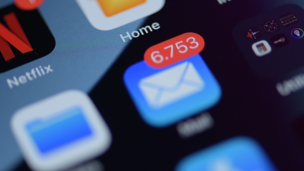 Spam v e-mailu nemažte, radí odborníci. Podvodníkům tím nevědomky pomáháte a ještě si přitížíte