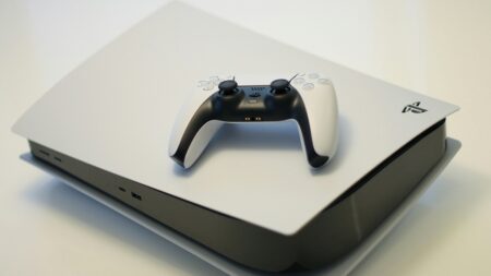 PlayStation 6 možná dorazí mnohem později, než bylo v plánu. Sony přiznalo, že nezná ani cenu, ani datum vydání