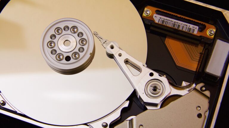 CD mechanika, disk