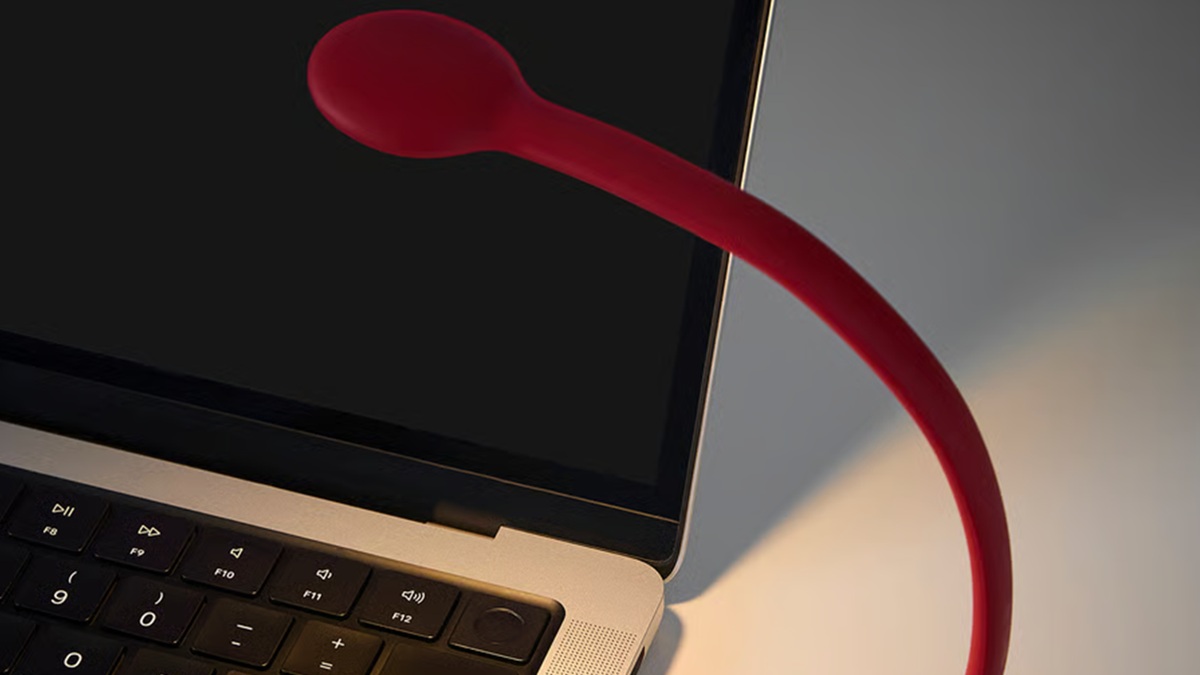 IKEA prodává USB-C lampičku za cenu čokolády. Zapojíte ji do notebooku a okamžitě pochopíte, proč ji všichni chtějí