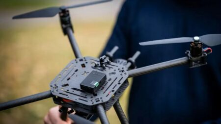 Z pražského hackathonu do NATO a 40 zemí světa. Světové armády kupují českou technologii na lov dronů