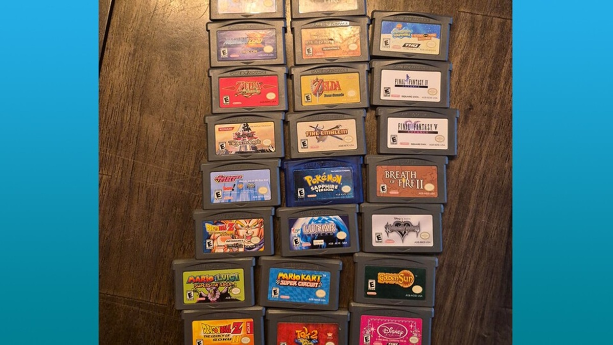 Koupili dům k rekonstrukci a pod postelí našli kompletní sbírku her pro Game Boy. Zbytek domu skrýval ještě víc