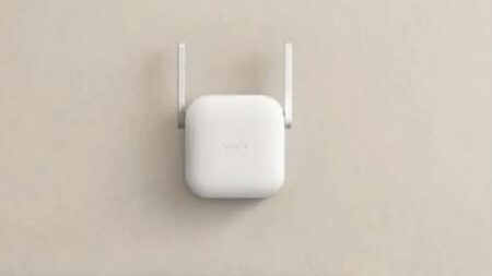 Máte-li pomalou Wi-Fi, jděte do Lidlu. Prodává krabičku za 250 korun, kterou stačí zapojit do zásuvky a problém vyřeší