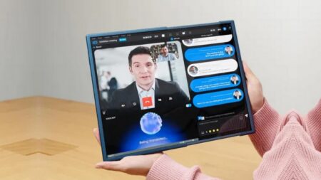 Samsung ukázal telefon, který neskládáte, ale roztáhnete do šířky. Displej se téměř zdvojnásobí a vypadá to realisticky