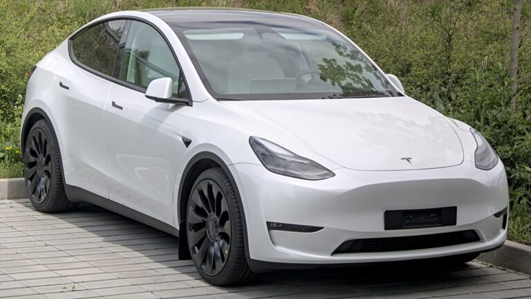 Tesla model Y IMG, elektroauto