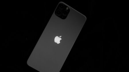 Samsung oblíbený stylus zrušil, Apple ho chce vrátit. Skládací iPhone Ultra může dostat obrovskou výhodu