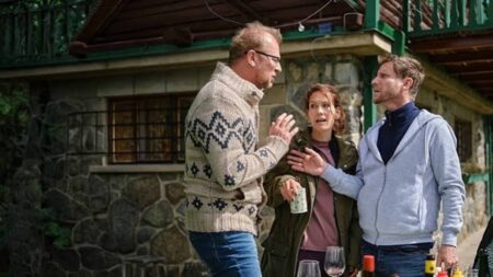 Diváci ji rozcupovali, Nova ji přesto odvysílá a nikdo nechápe proč. Česká komedie je totální propadák