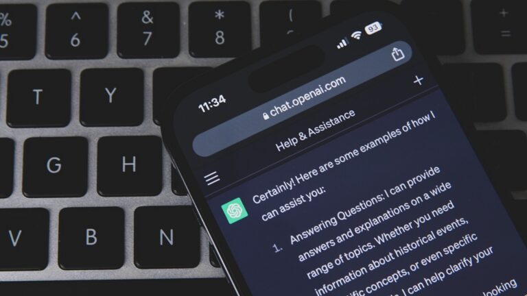 ChatGPT OpenAI bot, telefon