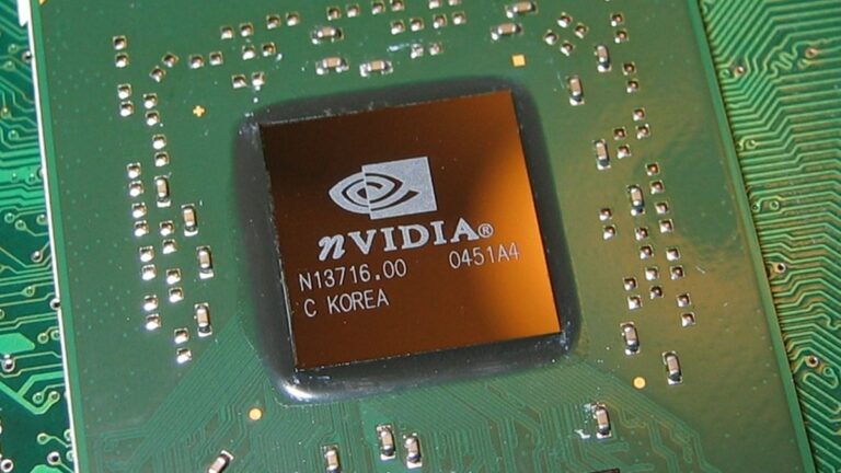 Paměťový čip 6600GT GPU