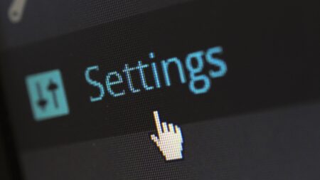 Kurzor bliká, mění velikost a ignoruje nastavení. Poslední aktualizace Windows 11 rozbila myš a oprava není v dohledu