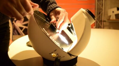 Domácí kino za statisíce, ale největší radost dělá gadget za necelých 5 tisíc. Tomu se snad ani nedá věřit