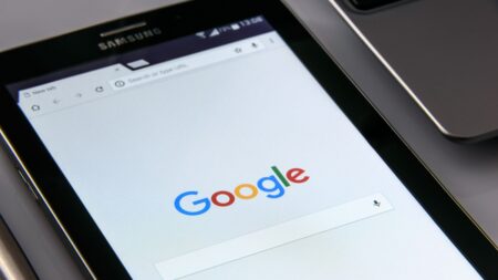 Google ví o vašich nákupech úplně všechno a data využívá pro reklamy. Smazat je ale můžete na pár kliknutí