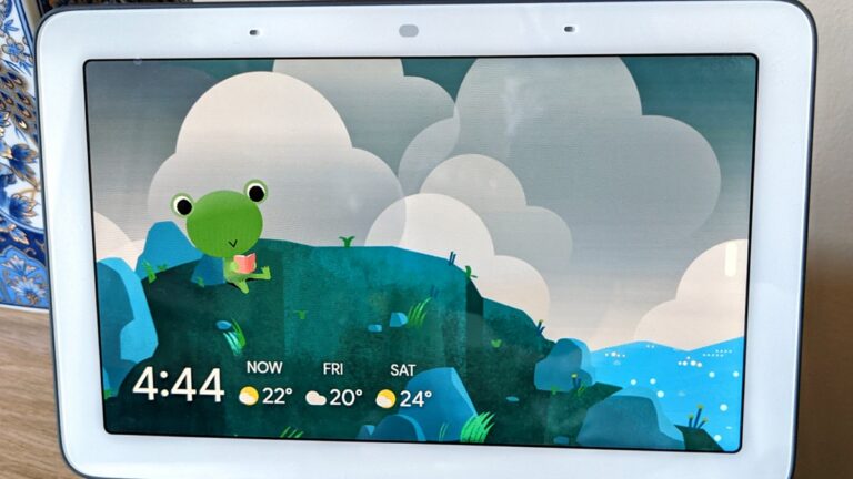 Tablet s pozadím žabky