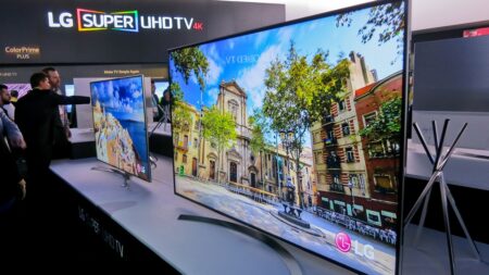 Televize LG si zapisují, co jí říkáte, a mikrofon nechají zapnutý ještě 15 vteřin poté. Kauza graduje, lidem se to nelíbí