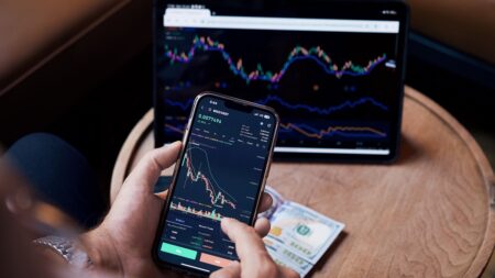 Android 17 konečně dostává funkci, kterou Apple nabízí už 12 let. Google ji schoval do doku a většina o ní neví