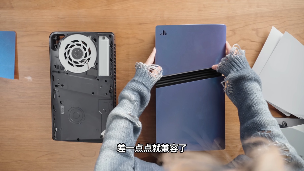 Hacknuté PS5 láká na pirátské hry, ale Sony vám zablokuje konzoli i účet. Přijdete o všechny dříve koupené tituly