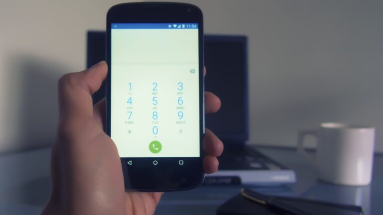 Mobilní telefon, zadání čísla