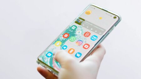 Uvolněte místo v telefonu bez mazání fotek a aplikací. Zbytečně zabírají i několik gigabajtů